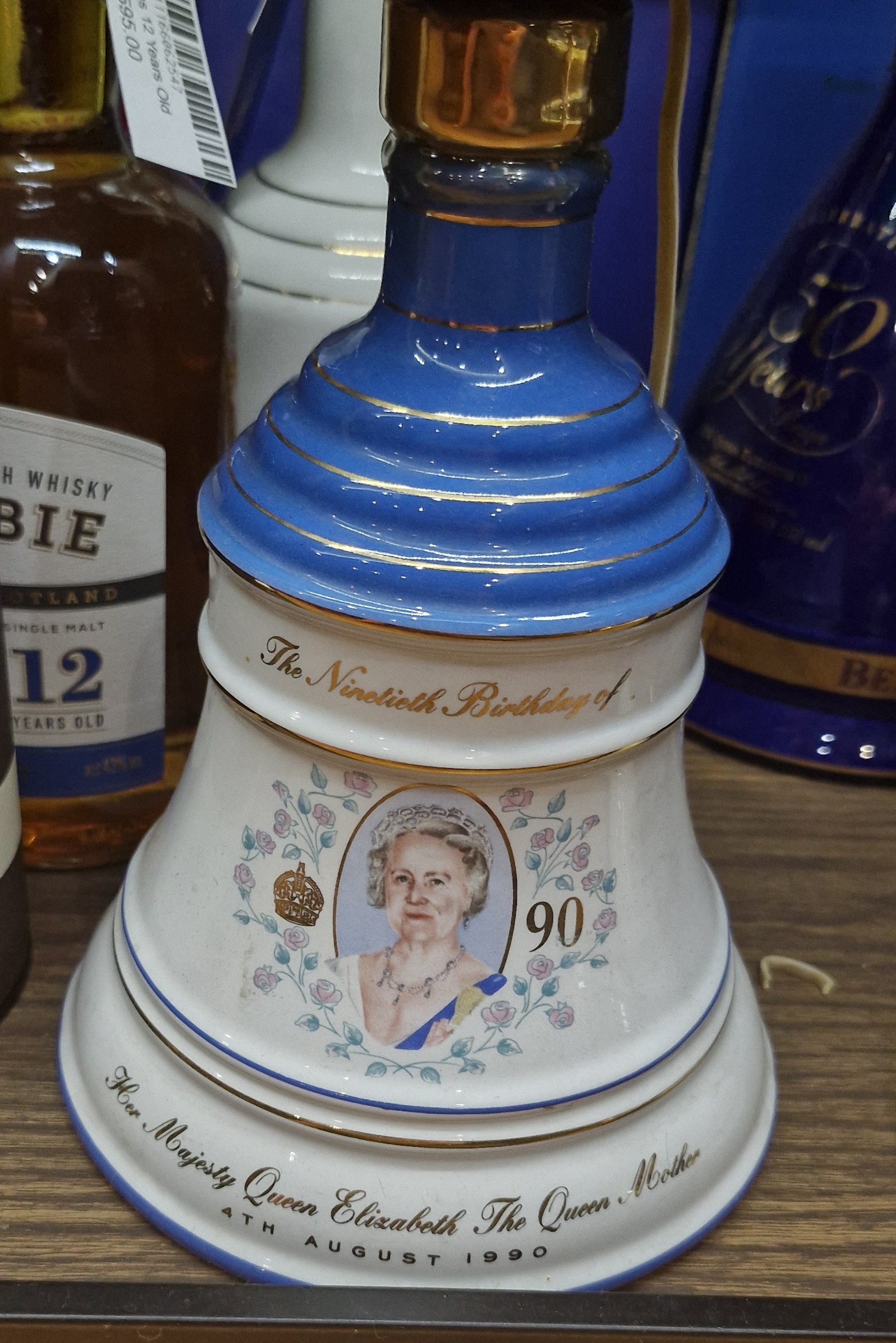 Bells Wade Decanter Mother Queen 90th BDay Tin